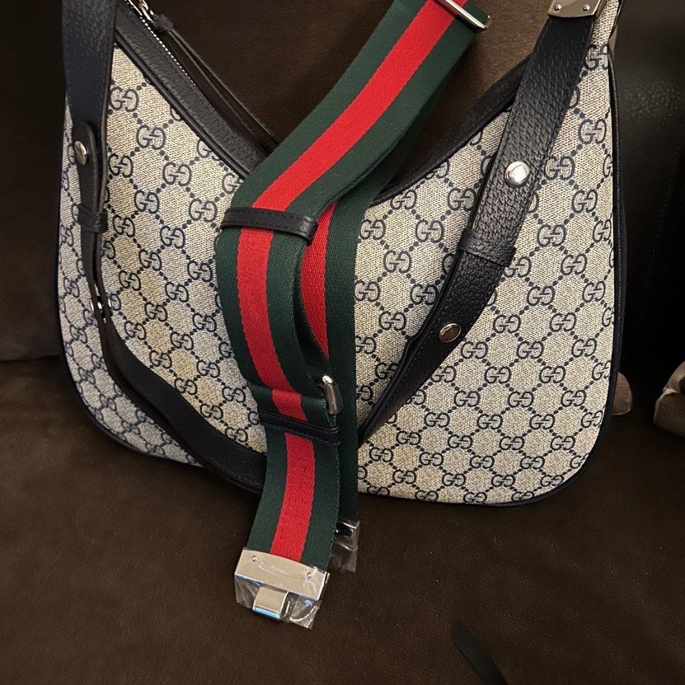 Gucci Attaché Large Shoulder Bag